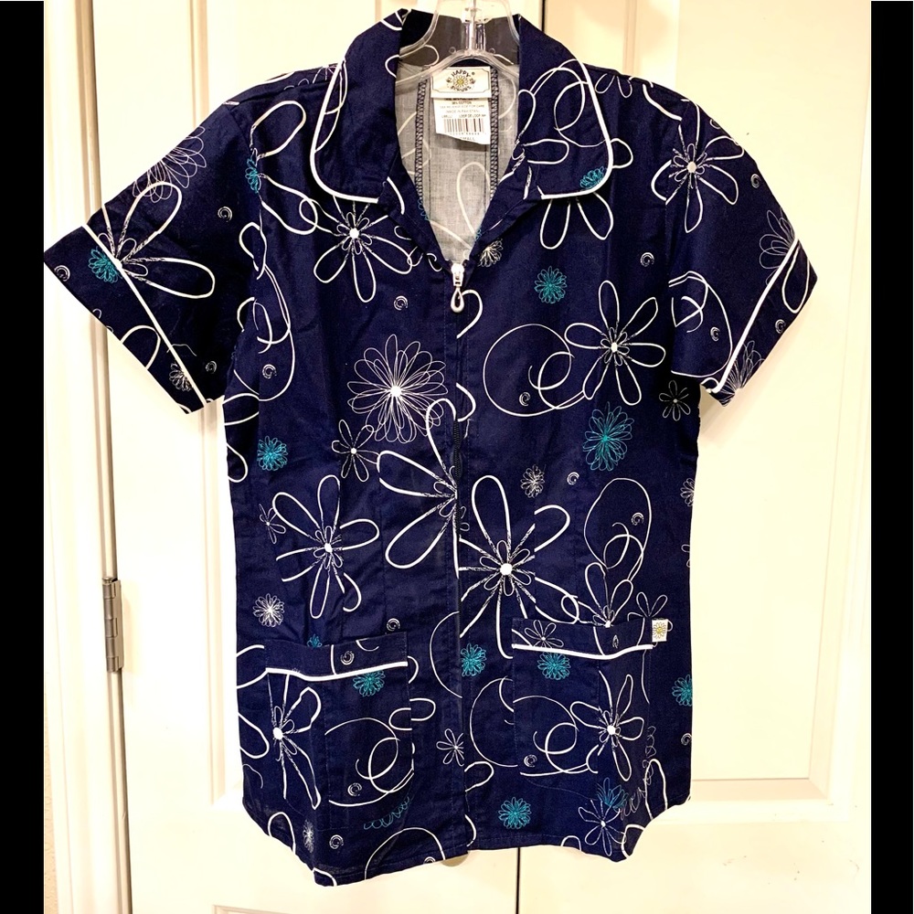 NEW Happy Scrubs Zipper Top